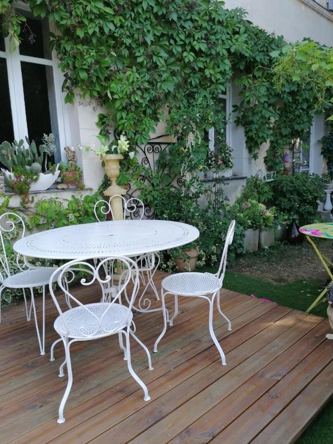 Au Relais Fleuri Bed & Breakfast Gilette Exterior foto